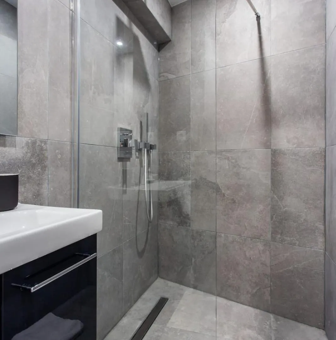 Apartment 2p - Sacre Coeur *